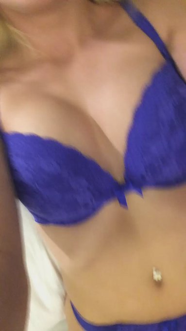 📸😝Lazy shooting😇 https://t.co/wYjIjs9FKE<a href="/tag/model"class="tags"><span>#model</span></a><a href="/tag/hot"class="tags"><span>#hot</span></a><a href="/tag/blonde"class="tags"><span>#blonde</span></a><a href="/tag/sweetdreams"class="tags"><span>#sweetdreams</span></a><a href="/tag/pornstar"class="tags"><span>#pornstar</span></a>