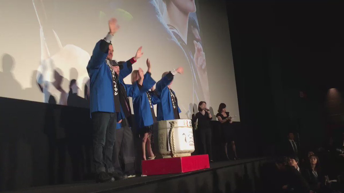 にじろー 見てきました 本当に想像してたよりものすごくおもしろくてさすがハリーポッターの新シリーズだと思ったあああ とにかく魔法動物がかわいくてかわいくて ニュート スキャマンダーが良い人でかっこよくて魔法がもっと好きになった 姿