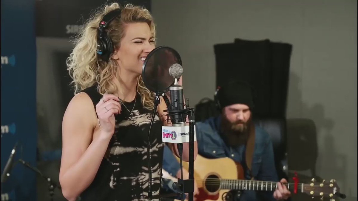RT @westsidejeon: daily reminder that tori kelly is the vocalist of this generation https://t.co/fIkFIaFVpa