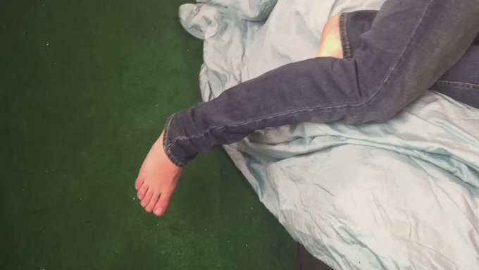 On set with @joeymillsxxx and @WyattWalkerXXX ?
#InsideHelix #BehindTheScenes https://t.co/jIZ2xwrhH