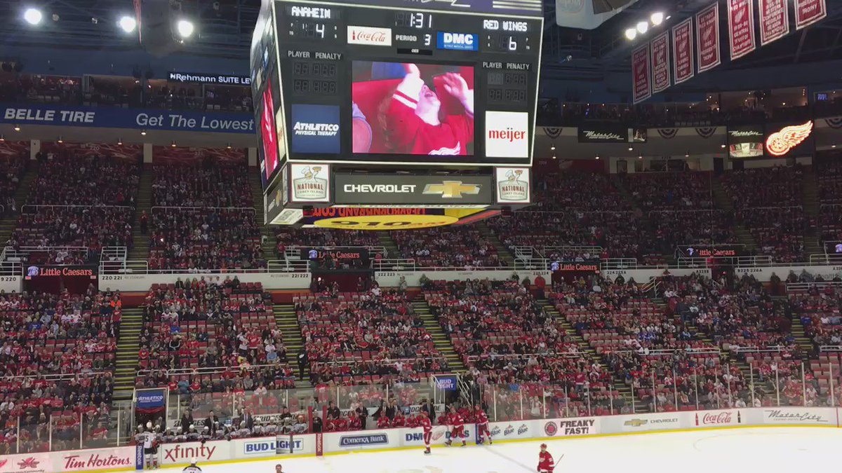 Brad Galli on X: Gotta see it: the last look inside Joe Louis Arena The  Red Wings old home is getting torn down. @TheWingerDaily took photos inside  the building before the destruction