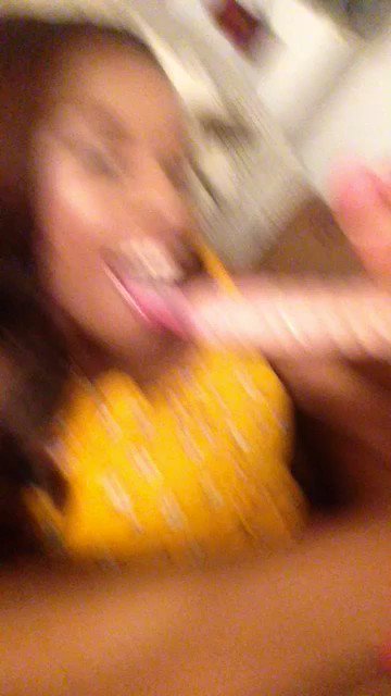 Foot job anybody!!! ?????????????? https://t.co/KIsZHy8F1r