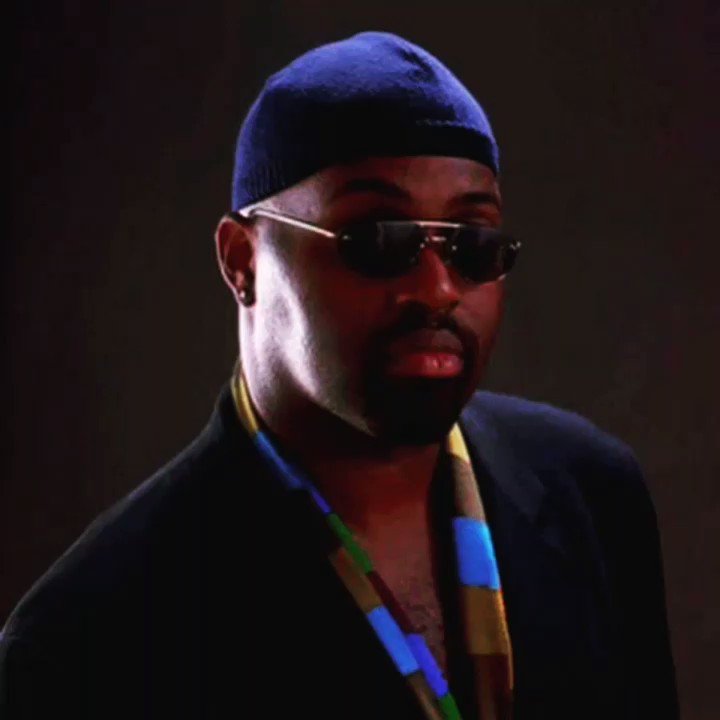 HAPPY BIRTHDAY TO
THE GODFATHER OF HOUSE MUSIC FRANKIE KNUCKLES 