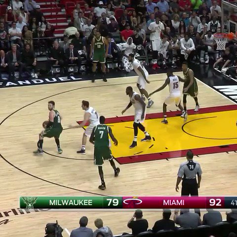 Delly to Thon for threeeee!! #OwnTheFuture https://t.co/xRr5gzZg9K