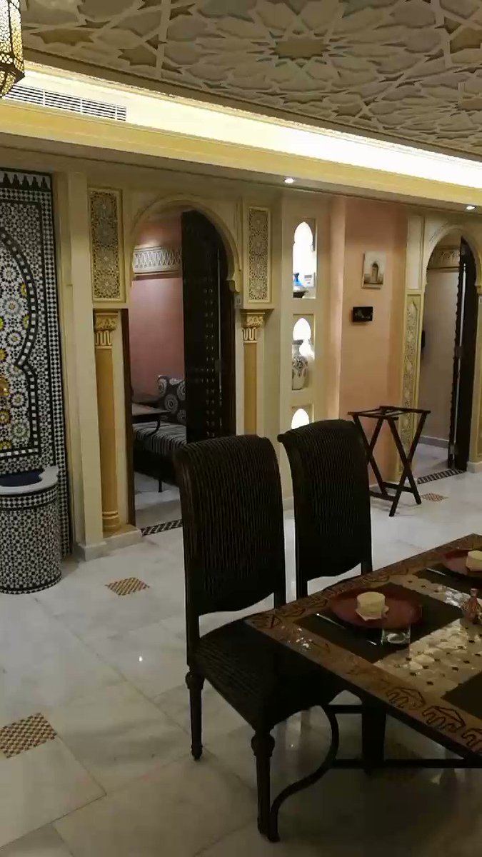 عاشق مطاعم on twitter مينارا مطعم مغربي جميل وعندهم غرف فيها خصوصية كامله سكر الباب عليك وتابع المباريات انت وعائلتك وهذا فيديو لمكان العائلات https t co bobomug4wg