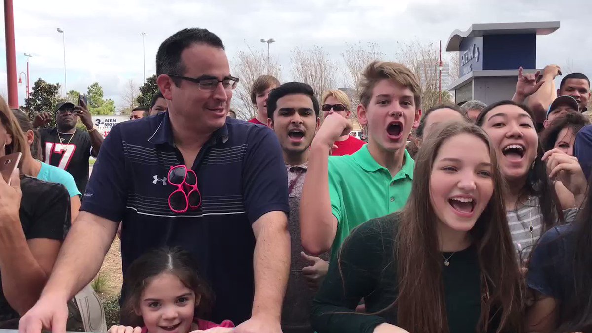 Atlanta Falcons on Twitter "Our fans are already making NOISE outside our hotel as we get ready