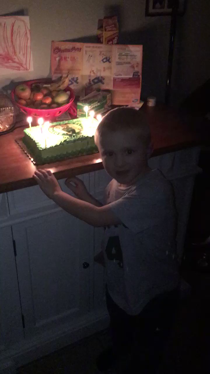  happy birthday! My son\s bday is today he turned 7 he picked a cake with on it 