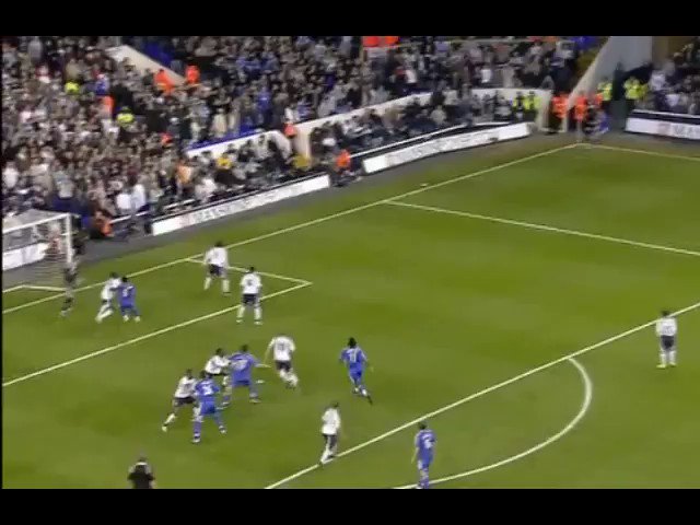 Happy birthday to legend Claude Makelele who turns 44 today.  