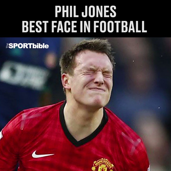Happy 25th Birthday Phil Jones! 

The greatest face in football! 