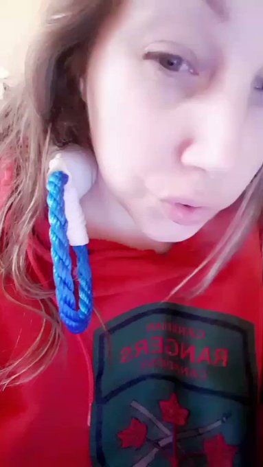 😭😭😭 https://t.co/AFJRoLTRiy<a href="/tag/curvy"class="tags"><span>#curvy</span></a>