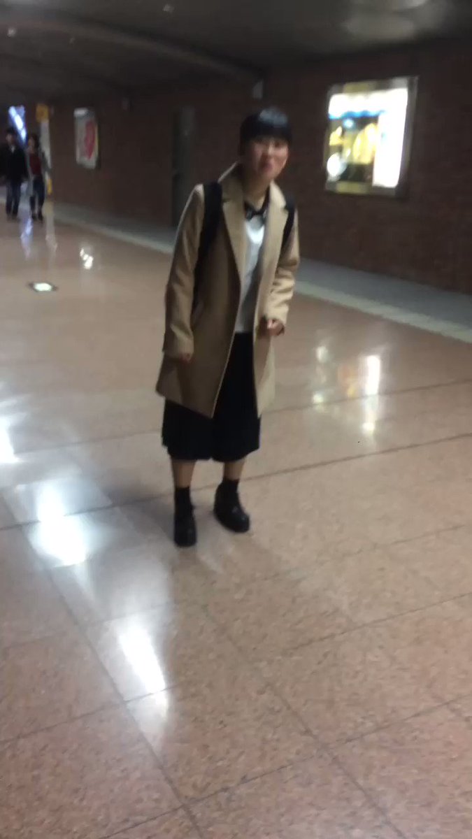若山 佳央 獅子原美優16歳只今ゴリラのムーンウォーク中