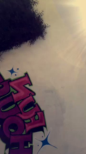 Do you follow me on snapchat? Missalex420 https://t.co/mdTG9JaA23