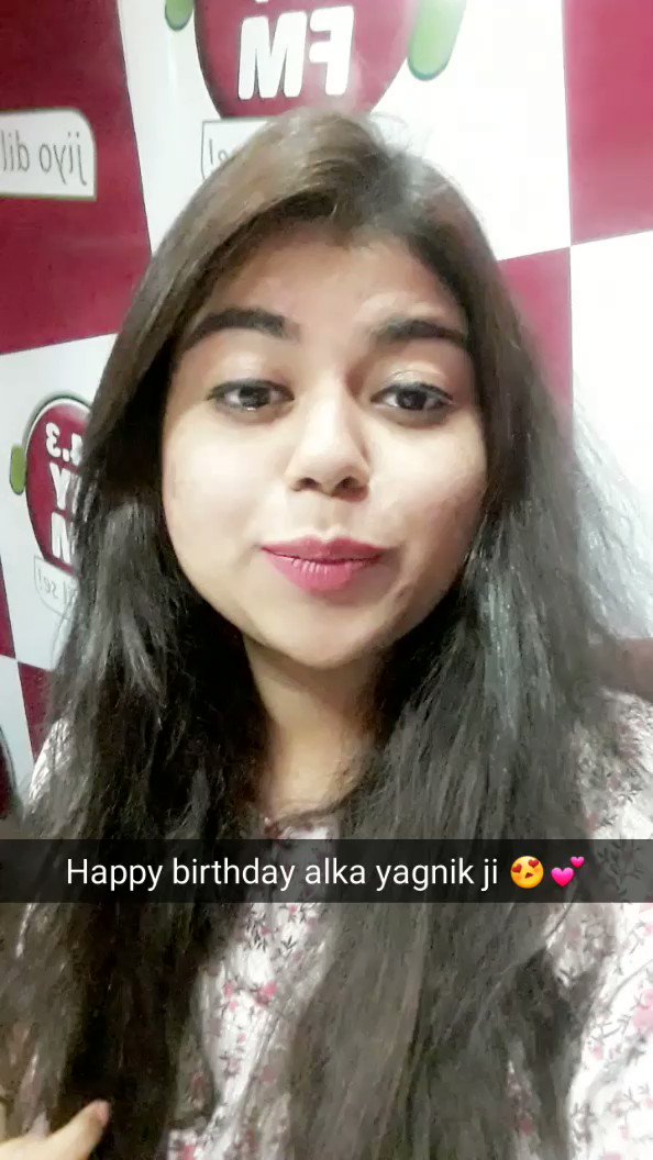 Happy birthday to alka yagnik ji! Queen of singing!   