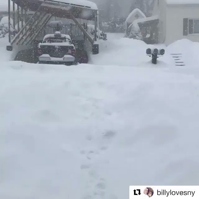 It's about a two-club snow. 😂 https://t.co/u9uzRmsvT6