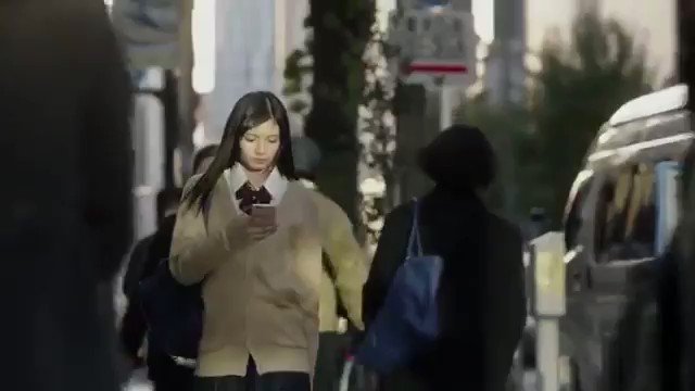 CMにオールブラックスが登場。人を救う姿がかっこいい!