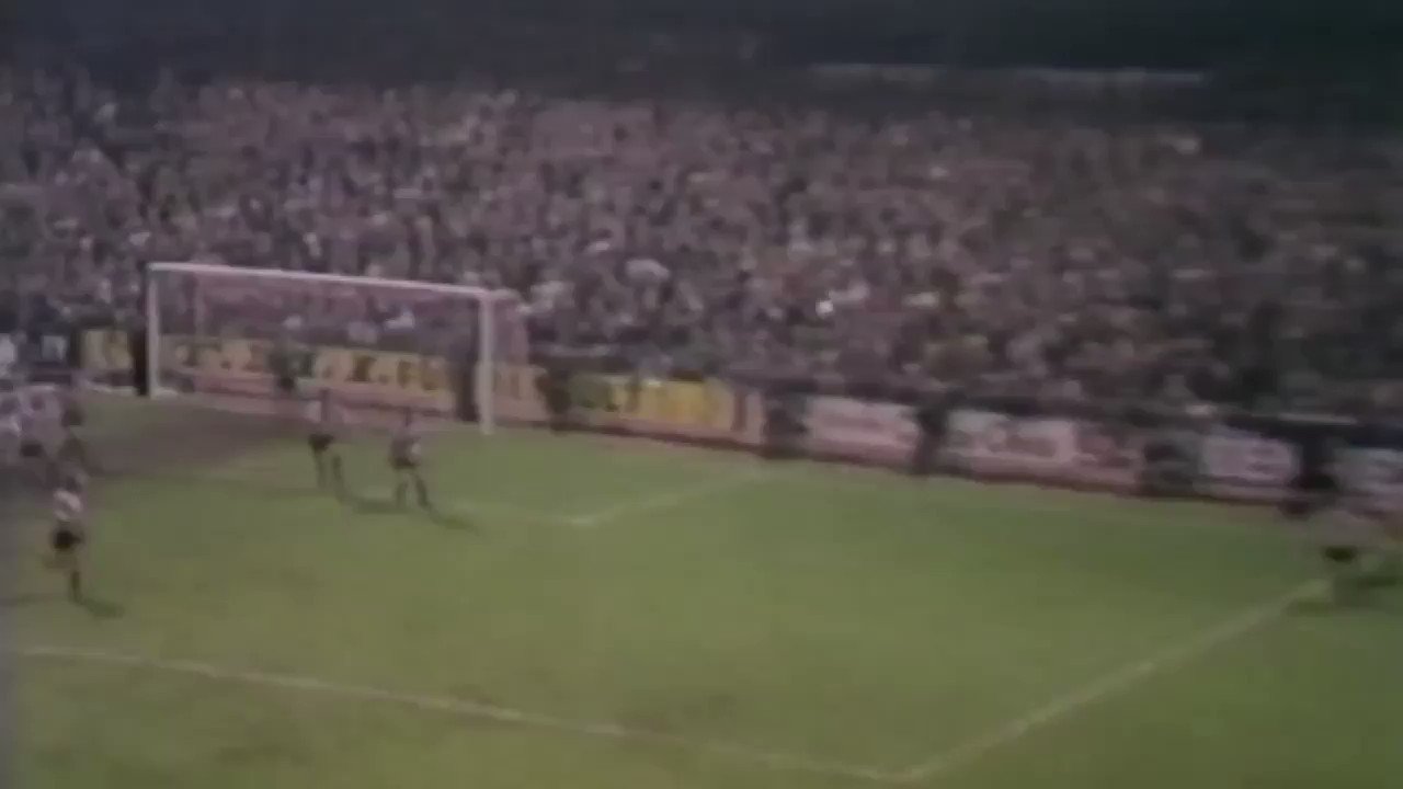  Remember this goal, fans?

Happy Birthday to former R\s defender David Webb!    