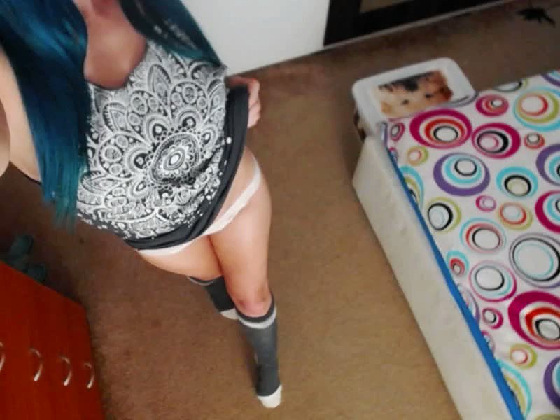 Model - LeiwaRain heels