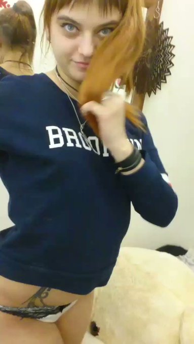 💚 online tonight #follow &amp; #RT @Foxycleo3 ✅ @iStan69 @SexySnapz @9Perverse9__ @lovecamgirlz @burger_boogie<a href="/tag/follow"class="tags">#follow</a><a href="/tag/rt"class="tags">#RT</a><a class="tags" href="/tag/foxycleo3">@foxycleo3</a><a class="tags" href="/tag/istan69">@istan69</a>