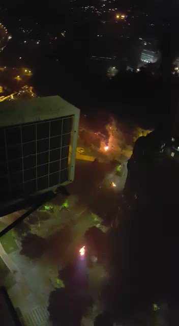 https://pbs.twimg.com/ext_tw_video_thumb/858066548606599169/pu/img/yFQFeg5EGadntVxE.jpg