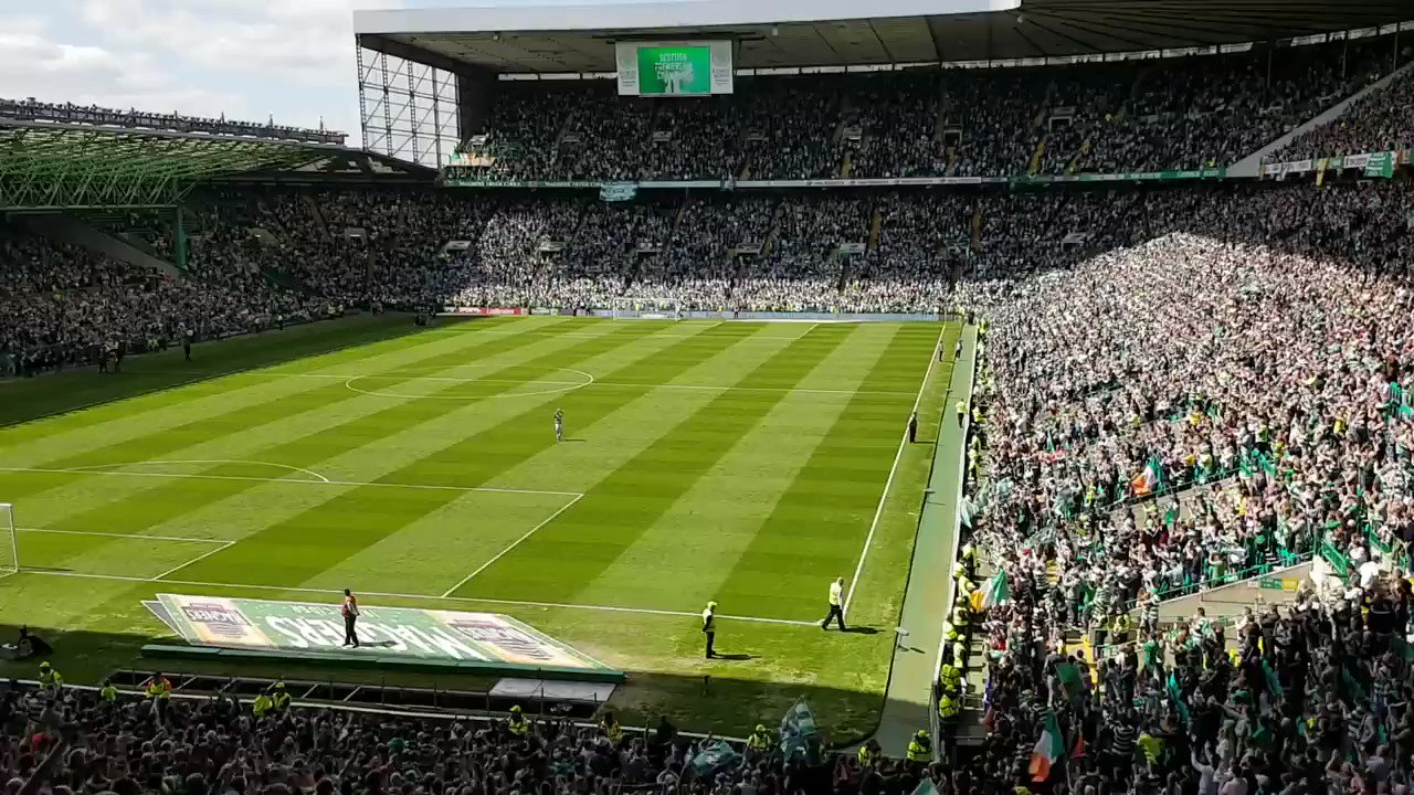  | Happy 31st birthday to Emilio Izaguirre Scottish League      Scottish Cup  Scottish League Cup  