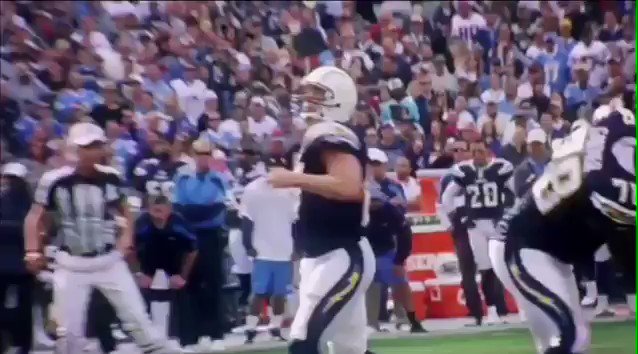 Happy birthday to the greatest TE of all time Antonio Gates!   