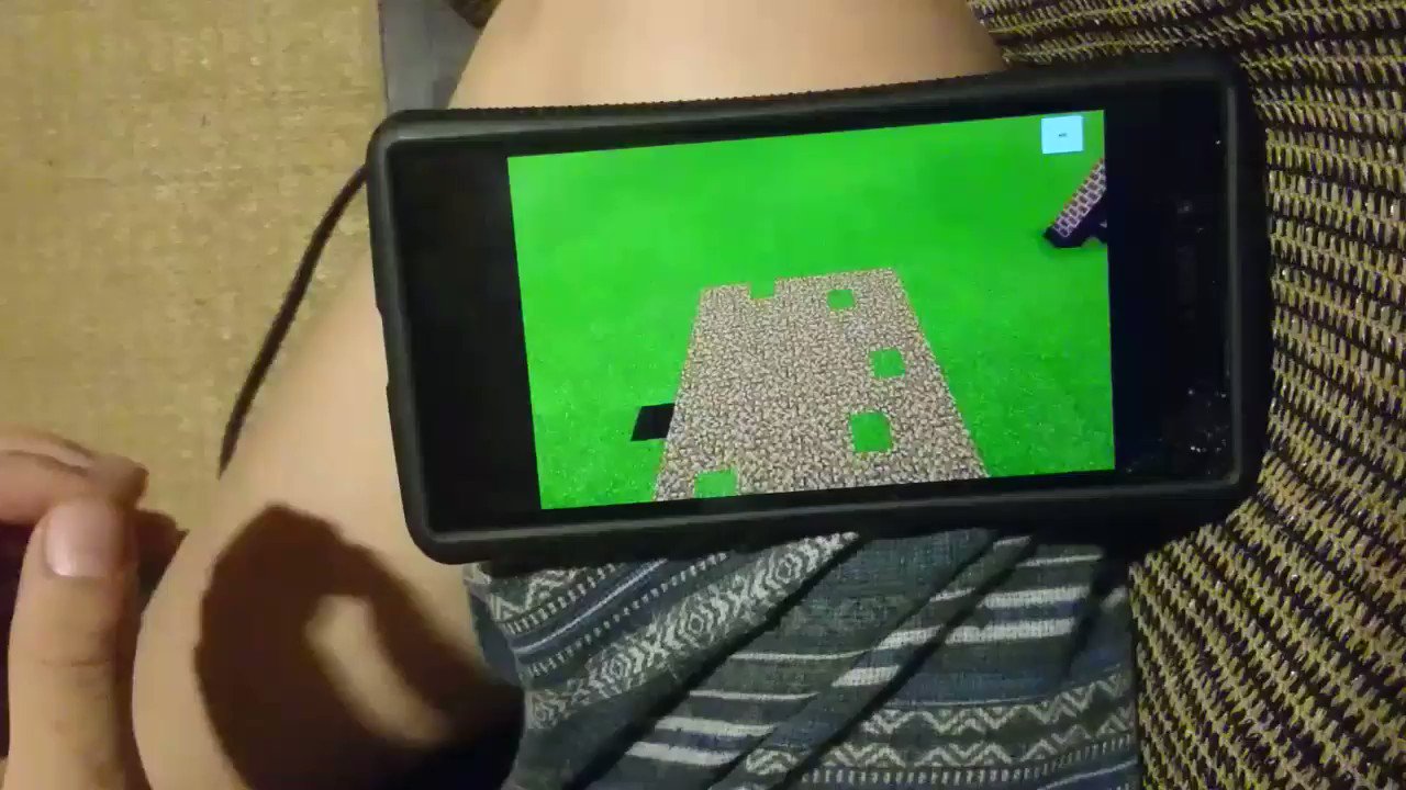 かとりく マイクラpe版って操作性が悪いってよく言われるけど タッチパネル操作っていう強みを生かしてこんな感じで直感でブロック設置できるアプリ開発していけば凄く建築楽しくなると思う T Co Ehrjzc6sld Twitter