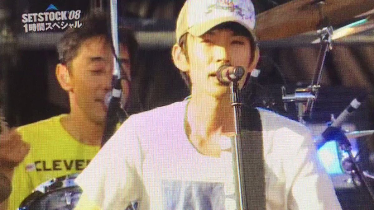 Naorin スピッツ30th 群青 めざましでpvメイキング映像が流れた時はほんと驚いた 踊ってる さざなみツアーでは客席は踊ってる人結構いた もちろん私も ロクロク仙台10周年野外で大橋さんとのハモりが聴けて感激 ツアー時崎ちゃんのハモりも Naorin スピッツ30th 群青 めざましでpvメイキング映像が流れた時はほんと驚いた 踊ってる さざなみツアーでは客席は踊ってる人結構いた もちろん私も ロクロク仙台10周年野外で大橋さんとのハモりが聴けて感激 ツアー時崎ちゃんのハモりも