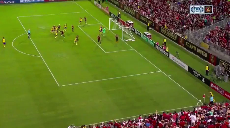 The save that secured it 🔒  @akann90 comes up HUGE for #ATLUTD https://t.co/coYYL5StCw