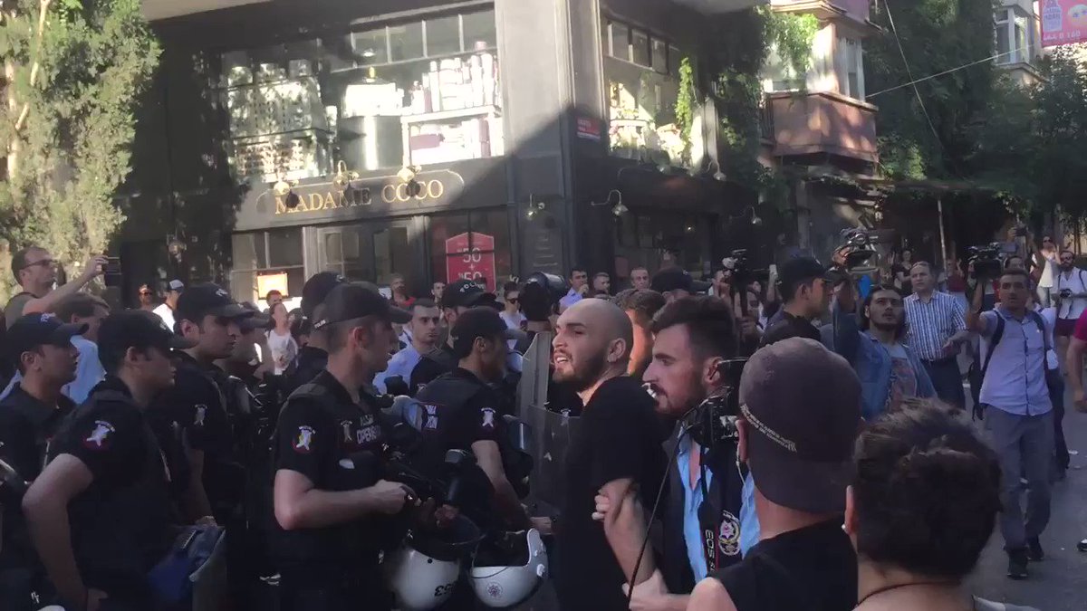 Nil Köksal on Twitter: "Several ppl detained in Cihangir. Rage. Police ...