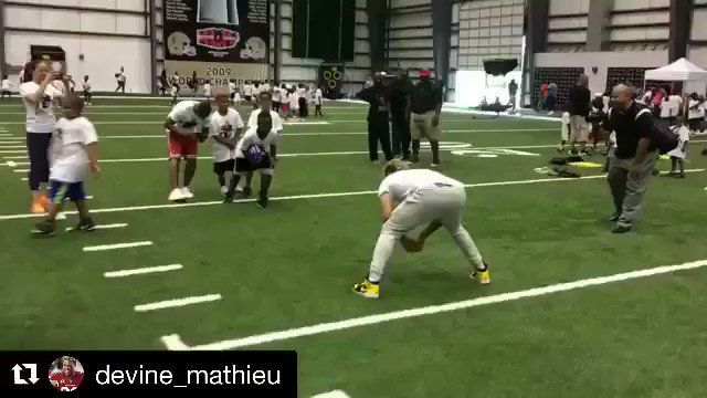 .@Mathieu_Era is always a savage. ... Even at his kids camp!  [Video via devine_mathieu on Instagram] https://t.co/XuKhdFKSgu