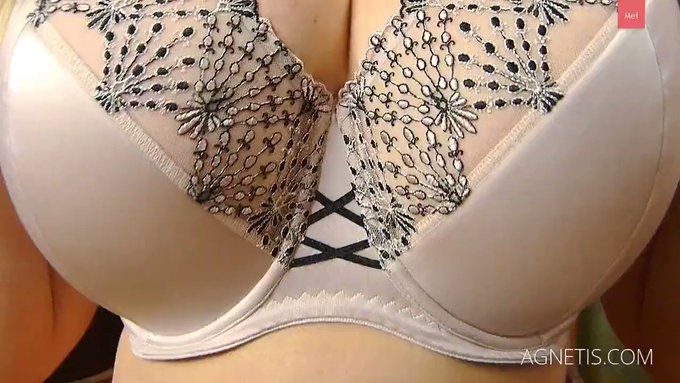 Gaia Alba Maxi Semi-Padded Bra,Size 34K, Light Pink - #unpacking Video
Love it! https://t.co/Eabdi24