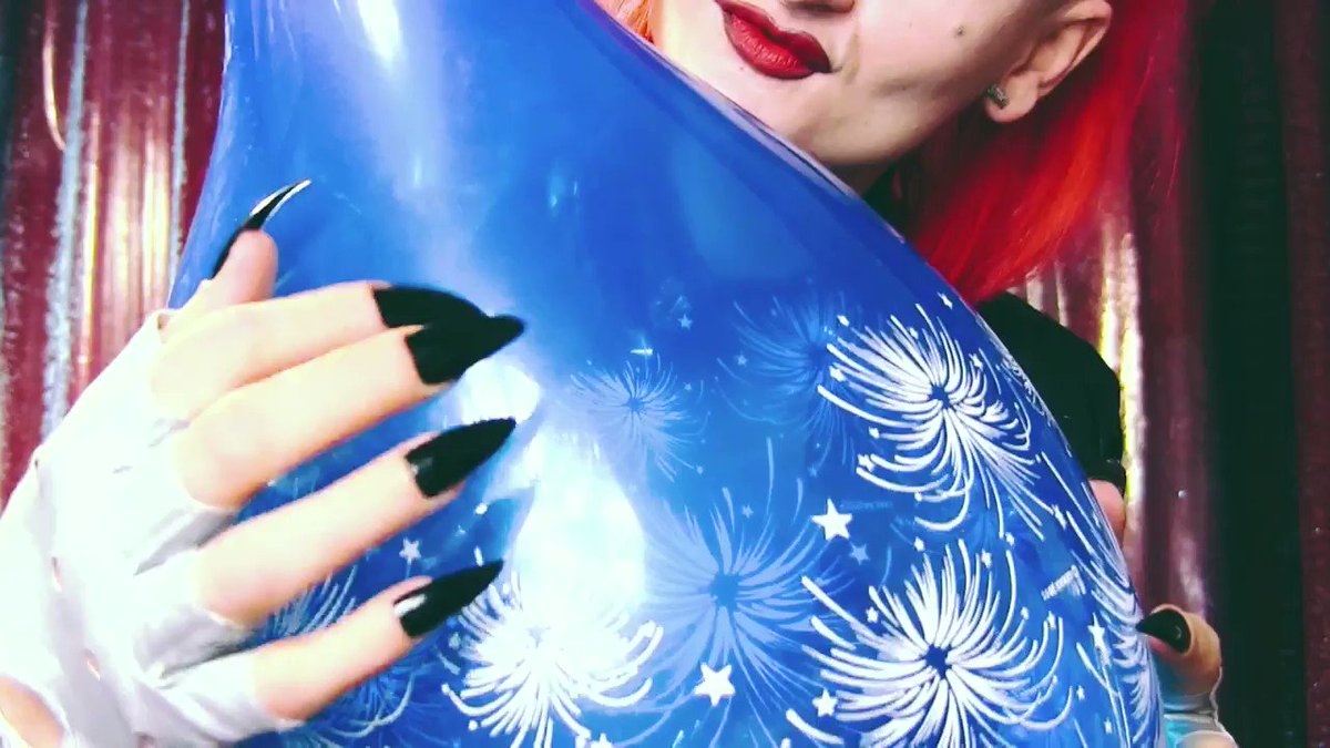 Model - Nina Fetish balloons