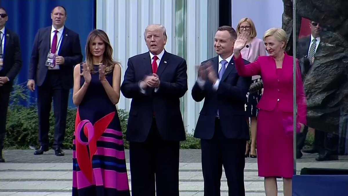 Польский лидер рассказал, как Трамп «оконфузился» при его жене