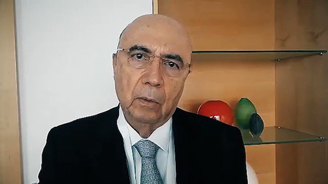 O vídeo do Twitter está carregando O vídeo do Twitter está carregando
