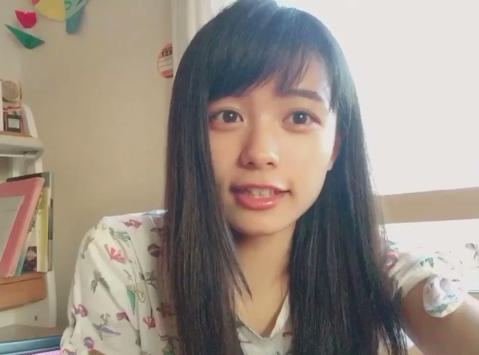 足立佳奈 オフィシャルサイト