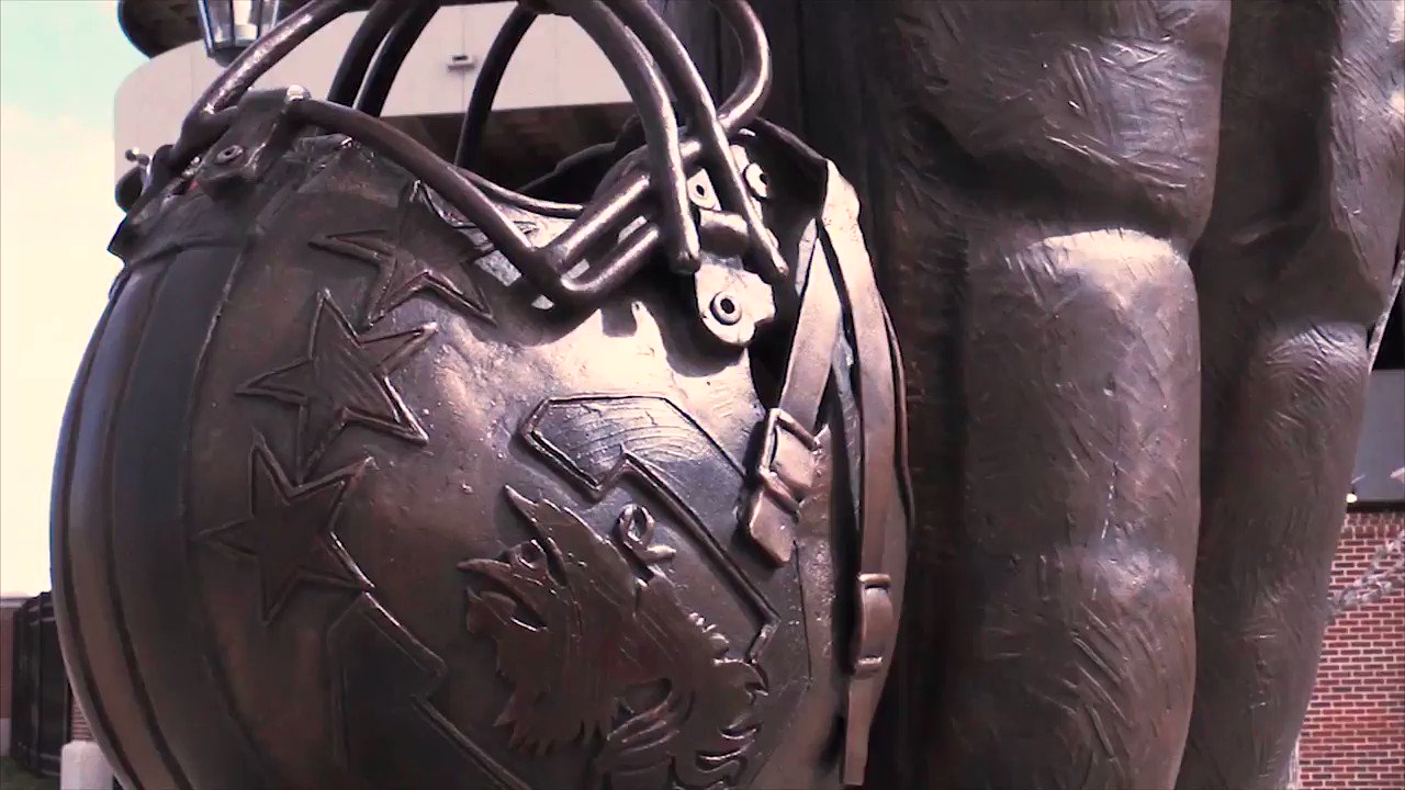Happy birthday George Rogers! One of the greatest college running backs I ever saw. 