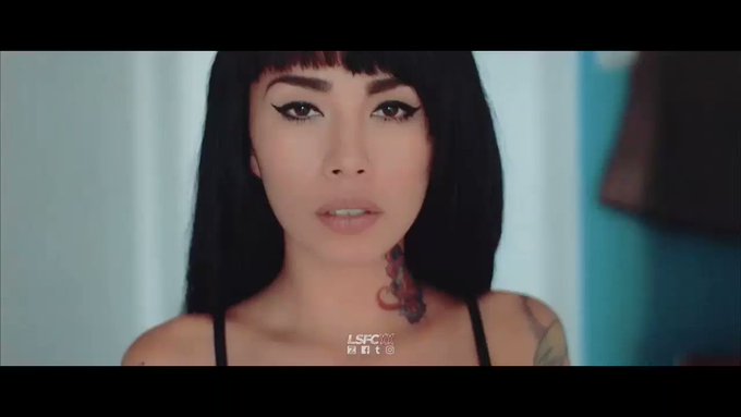 Lo prometido es deuda en una de esas se los muestro todo pero debo de ver que en realidades les gustacon<a href="/tag/rtw"class="tags"><span>#rtw</span></a><a href="/tag/likeagirl"class="tags"><span>#likeagirl</span></a><a href="/tag/missvandalik"class="tags"><span>#missvandalik</span></a>