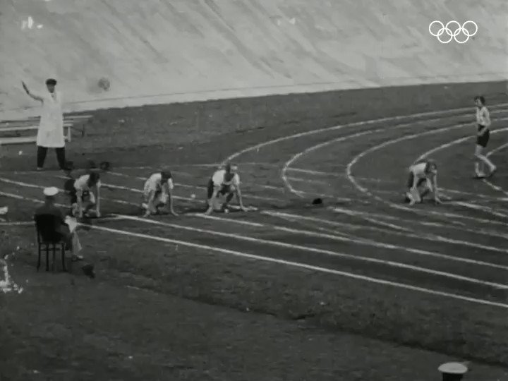 1928年アムステルダムオリンピックの陸上競技・女子800m Athletics at the 1928 Summer Olympics