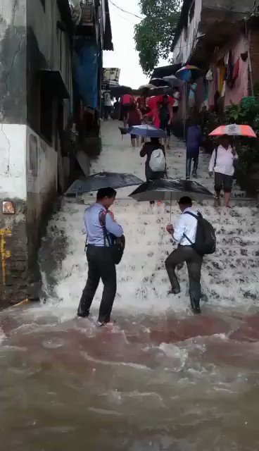 South Asia floods kill 1,200 and shut 1.8 million children out of school – Trending Stuff