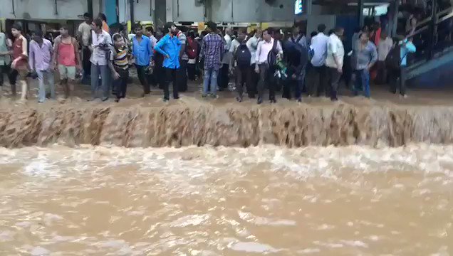 South Asia floods kill 1,200 and shut 1.8 million children out of school – Trending Stuff