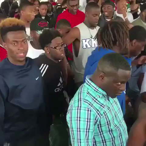 The Based Messiah (@bniceloco) on Twitter photo 2018-04-14 11:07:53 This video top 5 all time lmfaooo This video top 5 all time lmfaooo