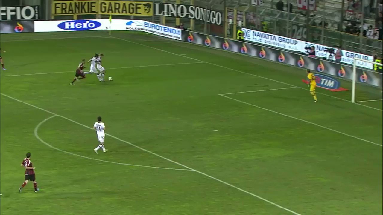 Happy birthday to Jérémy Ménez, the man with elite level improvisation.   Never forget this goal against Parma. 