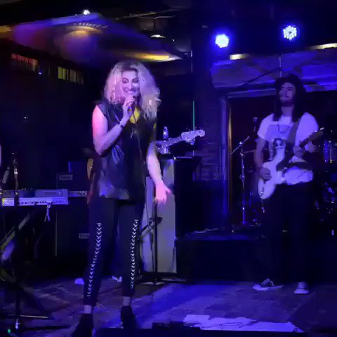 RT @tkhq8: RnB tori kelly when?? https://t.co/vtnHCwNjMS