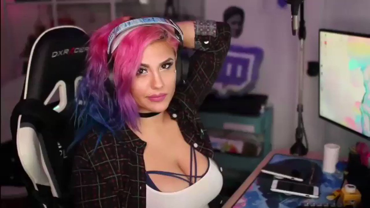Sú zombiunicorn a mlghwnt stále datovania