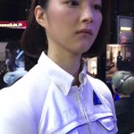 人間？ロボット？この女性ロボットがリアルすぎてもはや人間!