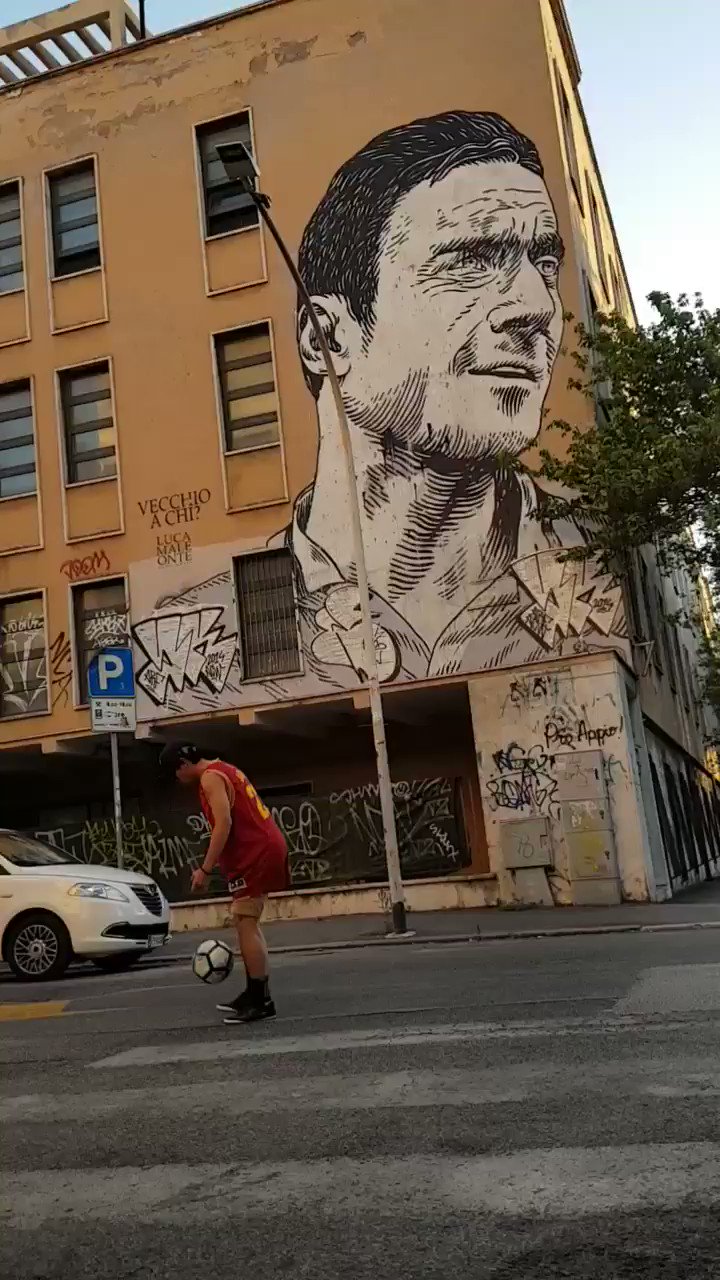 Happy birthday Francesco Totti! 