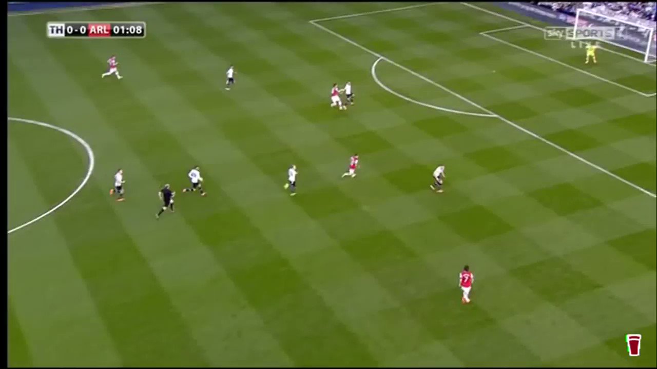 Happy Birthday Tomá Rosický. Any excuse to watch this goal again 