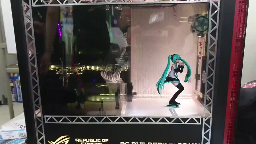 言い値で買おう 初音ミクが 中で踊る 自作pcを取材したら 匠の技がスゴかった件 Panora