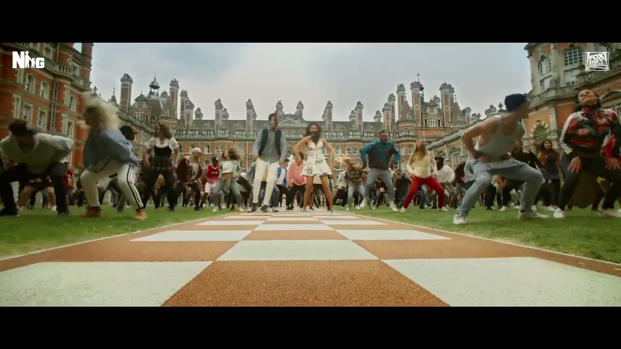 インド映画はなぜあんなに歌って踊る Twitter
