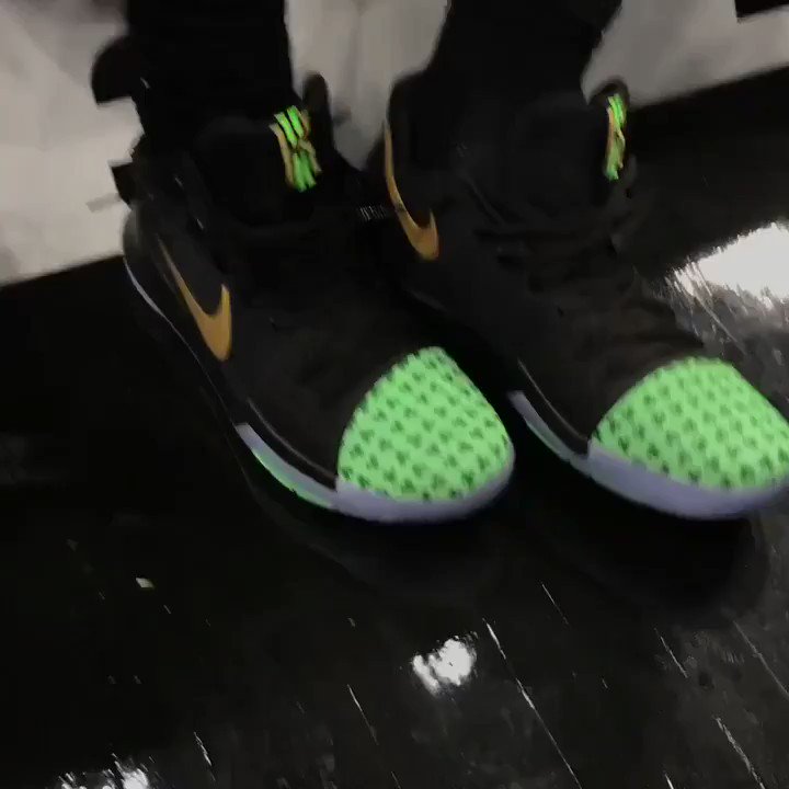 kyrie 3 shamrock